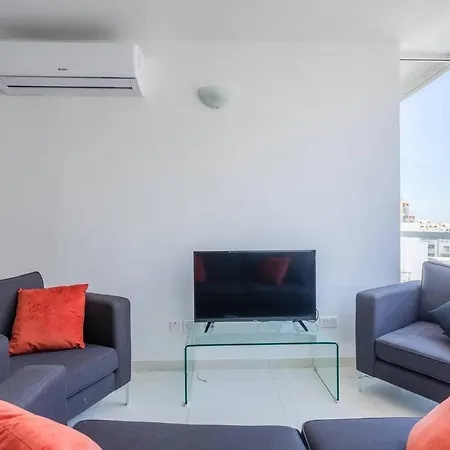 Appartement City With Balcony