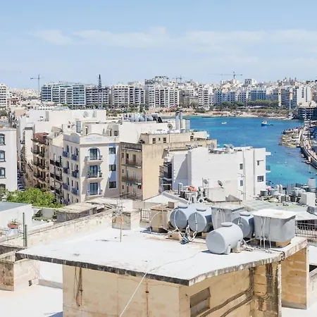City With Balcony Appartement San Ġiljan